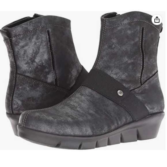WOLKY Black Omni Leather Ankle Boot // 39 - Picture 1 of 7